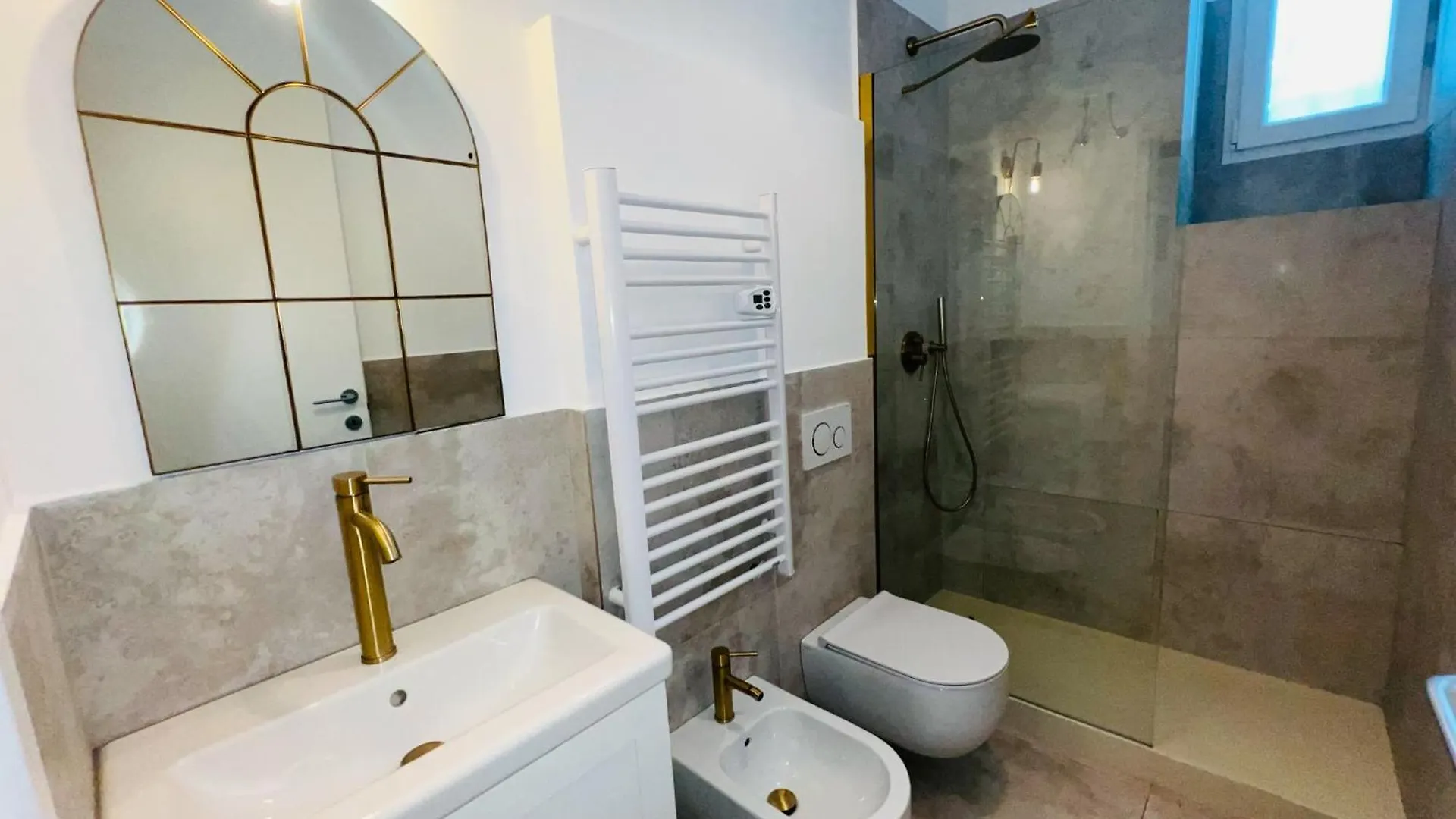 Nice Flats And Modern In Milan Navigli Italy